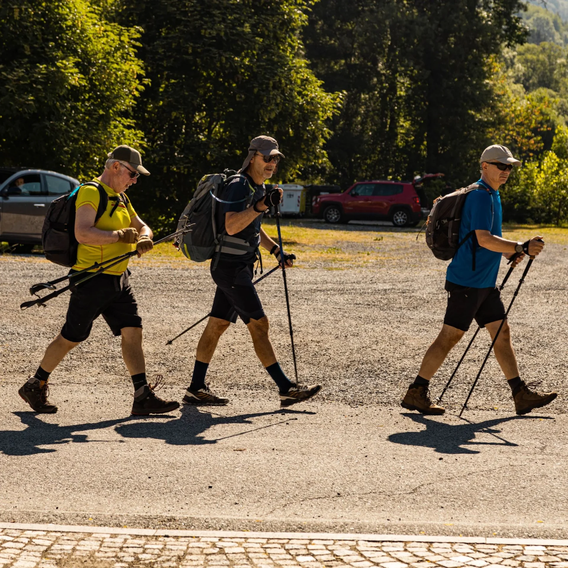 Primavera a Sampeyre: i sentieri da cui partire e perché scegliere uno chalet